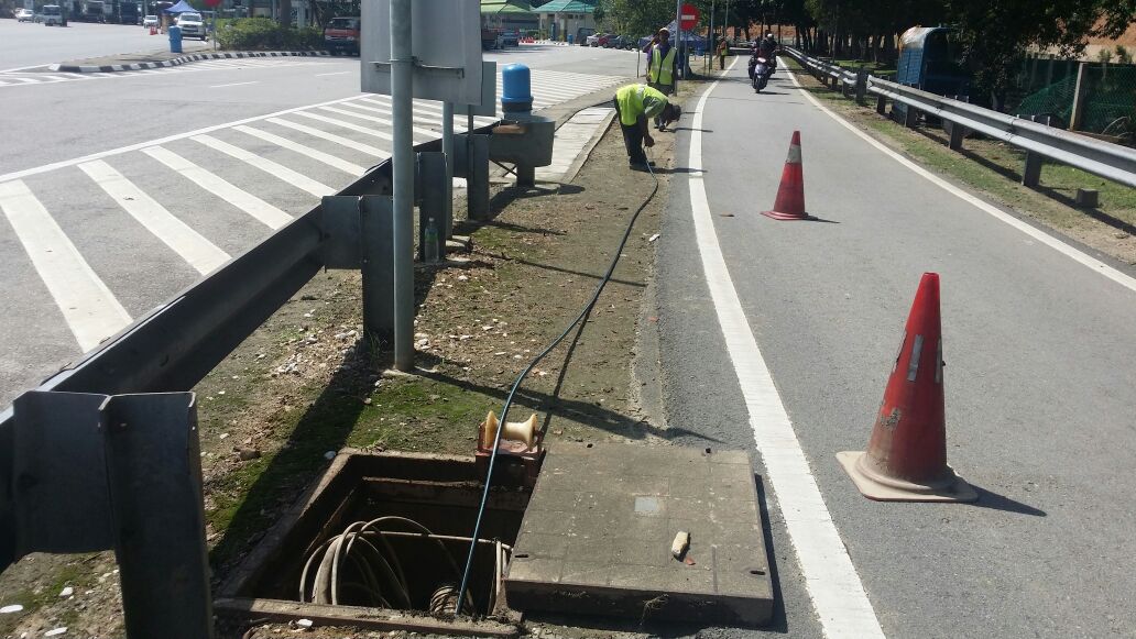 UNDERGROUND FIBER OPTIC